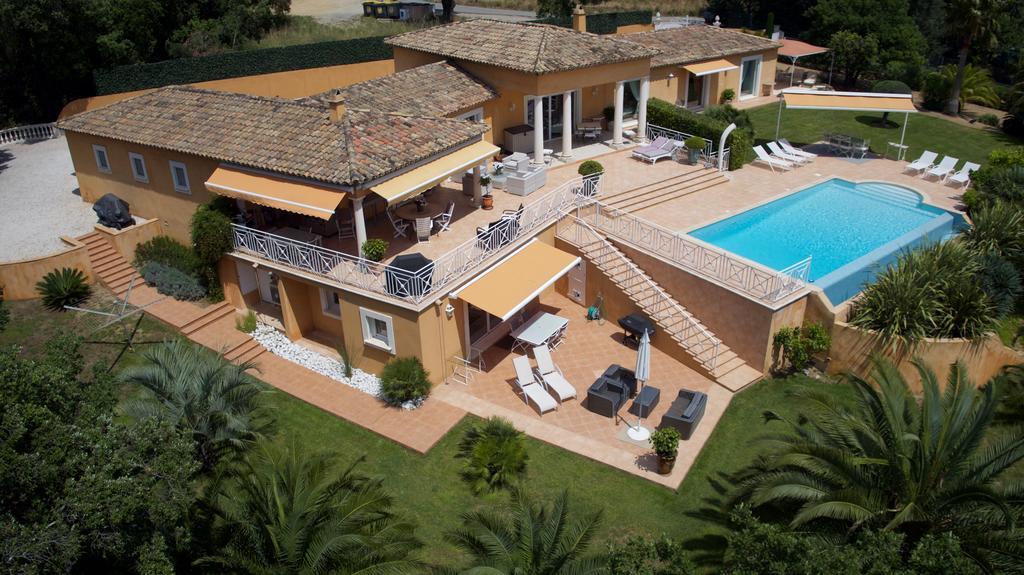 Hotel La Tarentane Grimaud Exterior foto