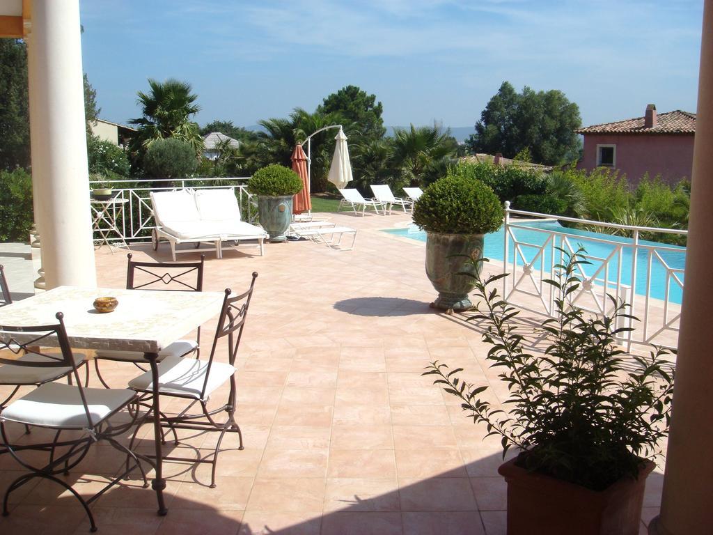 Hotel La Tarentane Grimaud Exterior foto